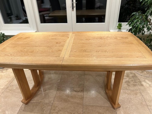 Oak table and chairs - 4, dining