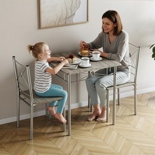 Roslyn Dining Table & Chairs 2